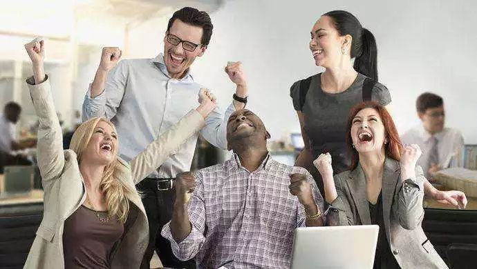 <strong>用政策解读外国人来华工作的注意事项</strong>